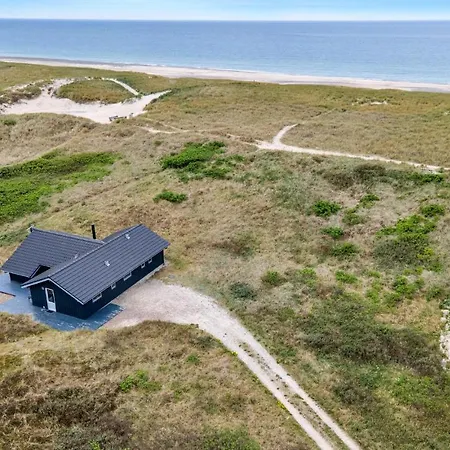 3 Bedroom Awesome In Harboore Casa de Férias *