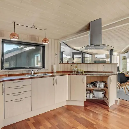 3 Bedroom Awesome In Harboore Casa de Férias *