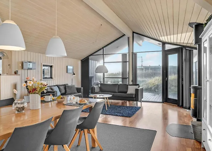 3 Bedroom Awesome In Harboore *