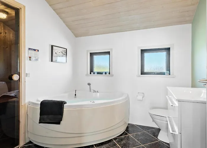 3 Bedroom Awesome In Harboore Casa vacanze